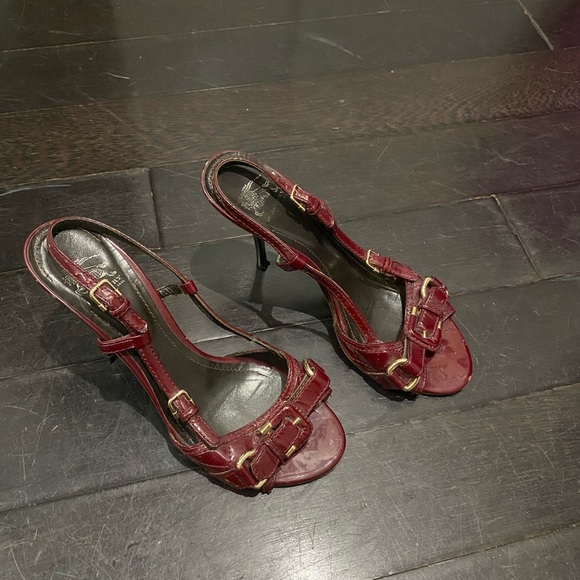 Burberry sandals - Picture 1 of 3